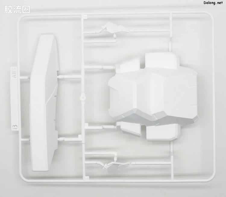万代 大比例胸像系列 REAL EXPERIENCE MODEL RX-0 独角兽高达 自动变形版 - 图片